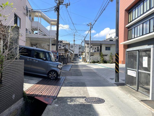 近くに施設あり