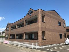 グランディール泰英2号館の外観画像