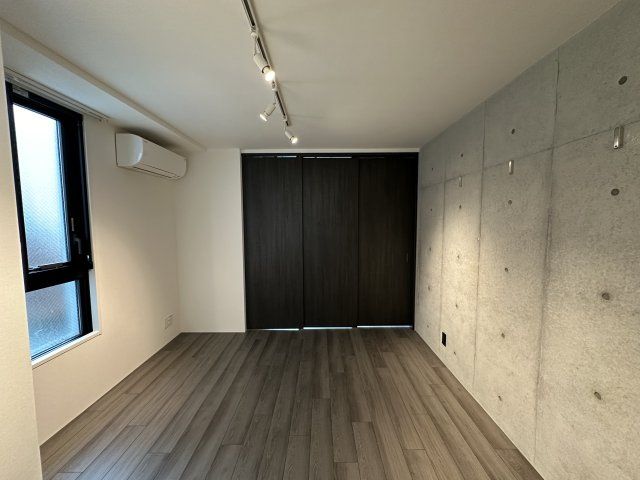 ベッドルーム