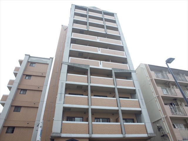 オネスト吉塚の外観画像
