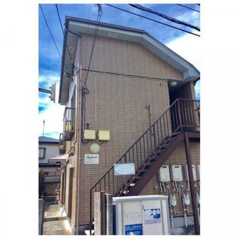 スカイラークの外観画像