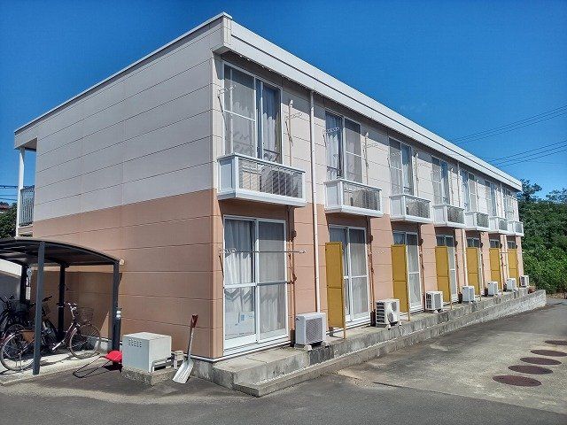 レオパレスSunplaceの外観画像