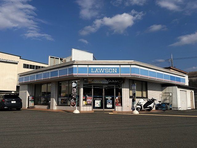 ローソン様まで450m