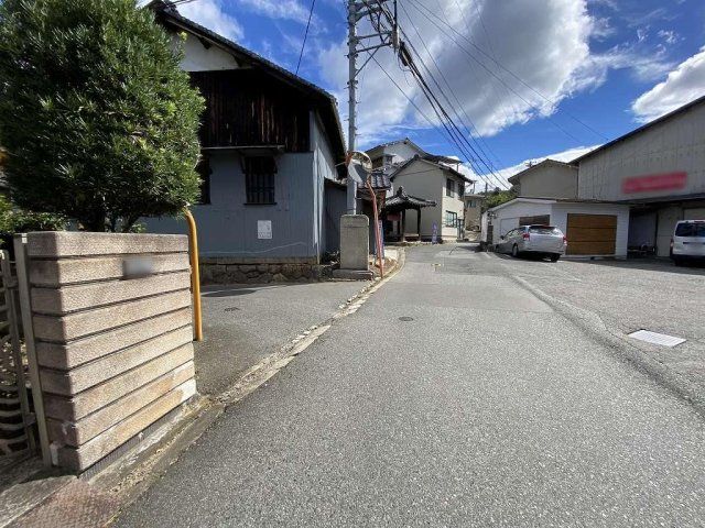 近くに施設あり