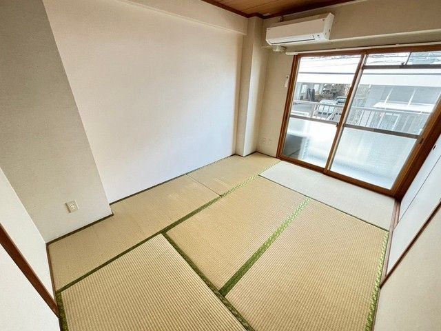 ベッドルーム