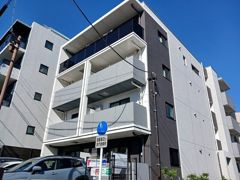 ラピスラズリ港北の外観画像