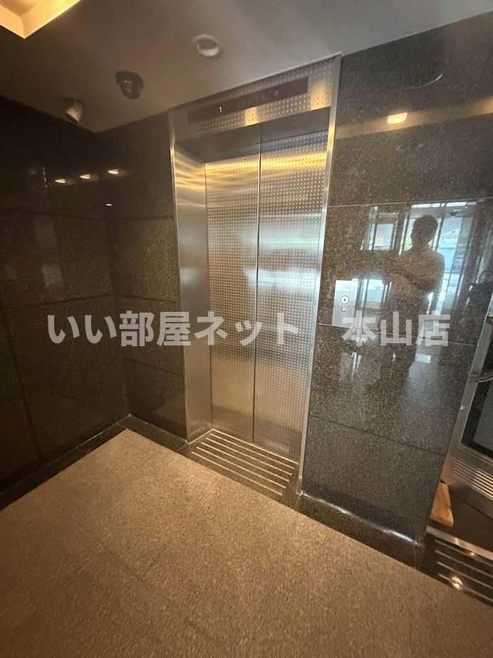 ロビー