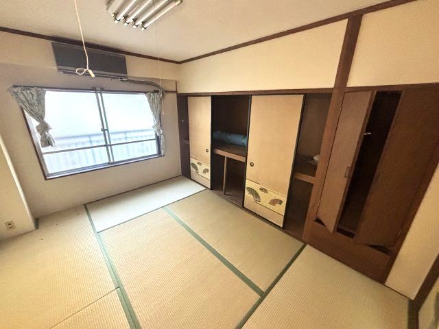 ベッドルーム