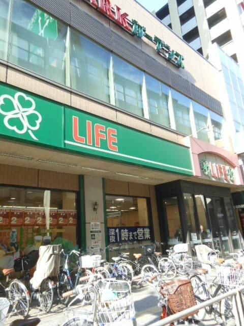 近くに施設あり