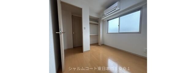 ベッドルーム