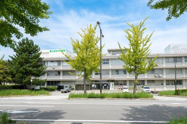 近くに施設あり