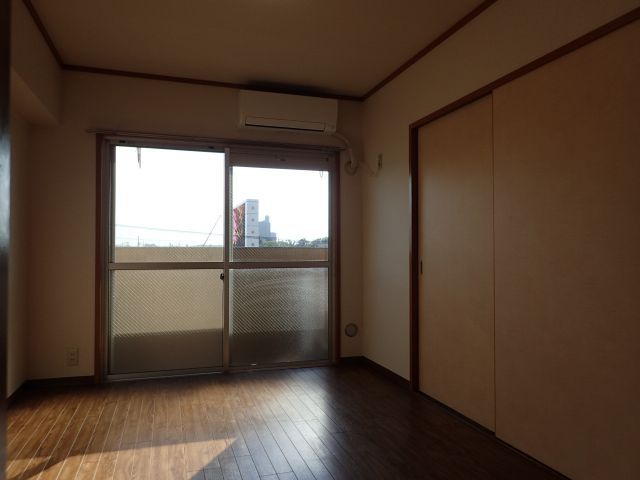 ベッドルーム