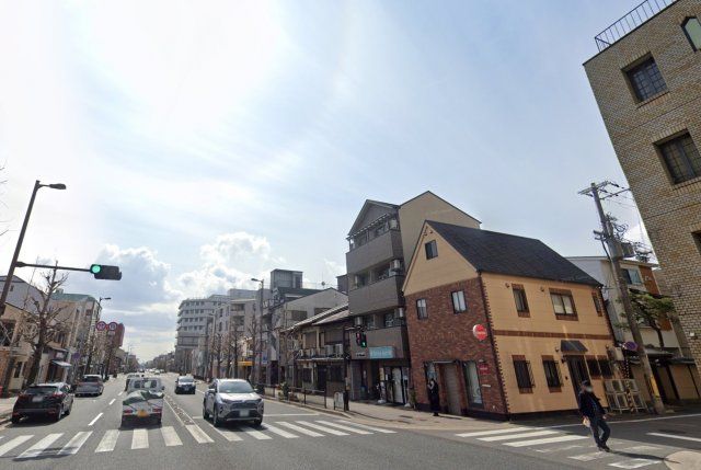 近くに施設あり