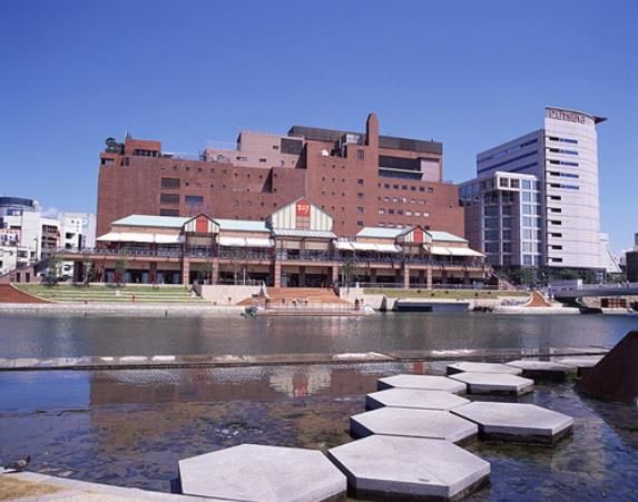 小倉井筒屋(100m)