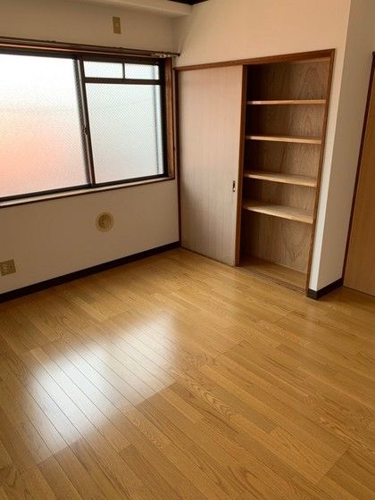 ベッドルーム