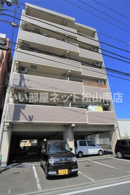 ジョイフル空港通の外観画像