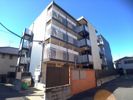 レオパレスワールド新船橋の外観