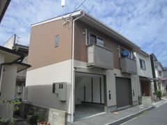 ガレージハウス泉田 Ⅱの外観画像