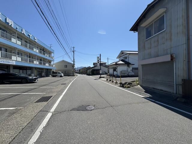 近くに施設あり