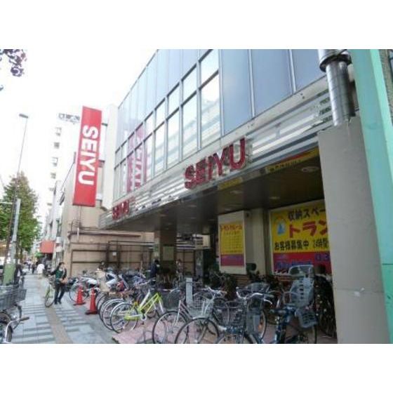 近くに施設あり