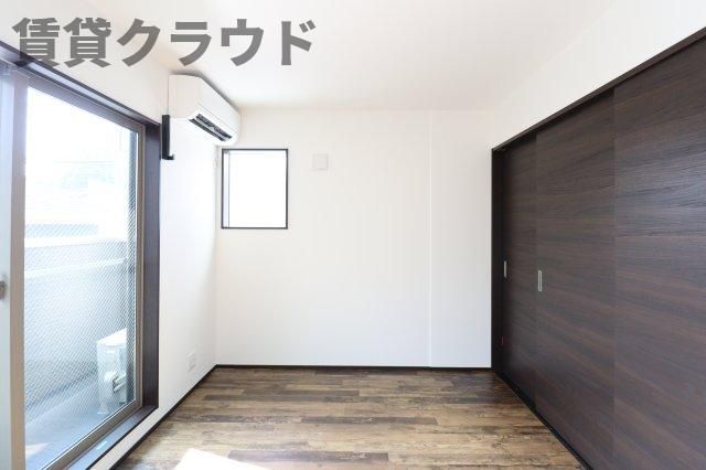 ベッドルーム