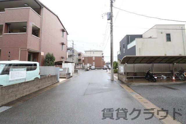 近くに施設あり