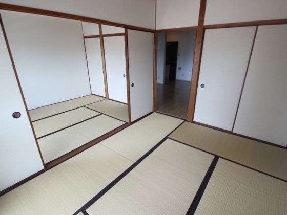ベッドルーム