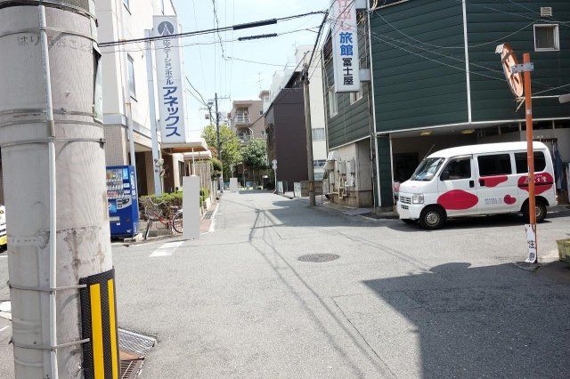 近くに施設あり