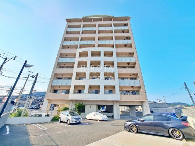 サンシャイン十番館曽根の外観画像