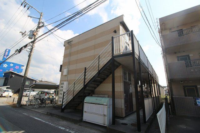 レオパレスハイブリッジの外観画像