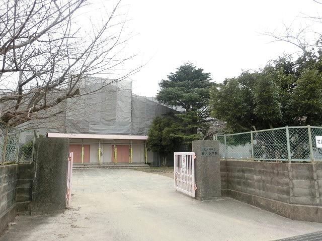 香月小学校(1500m)