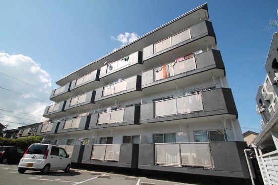 ナナツマチコーポB棟の外観画像