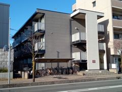 レオパレスムーブメント鶴瀬の外観画像
