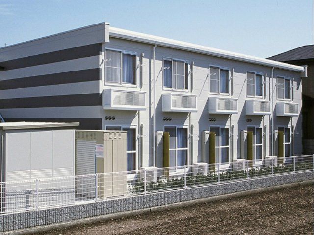 レオパレスpine crestの外観画像