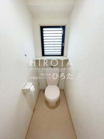 ディスカウントドラッグコスモス折尾店(270m)