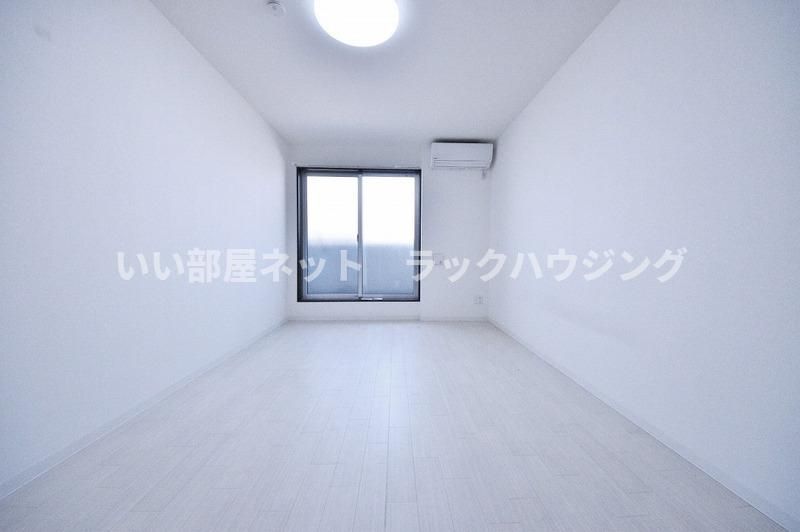 ベッドルーム