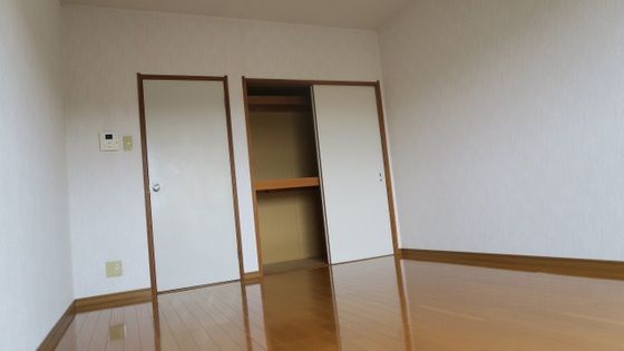 ベッドルーム