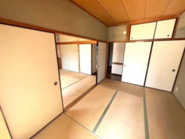 ベッドルーム