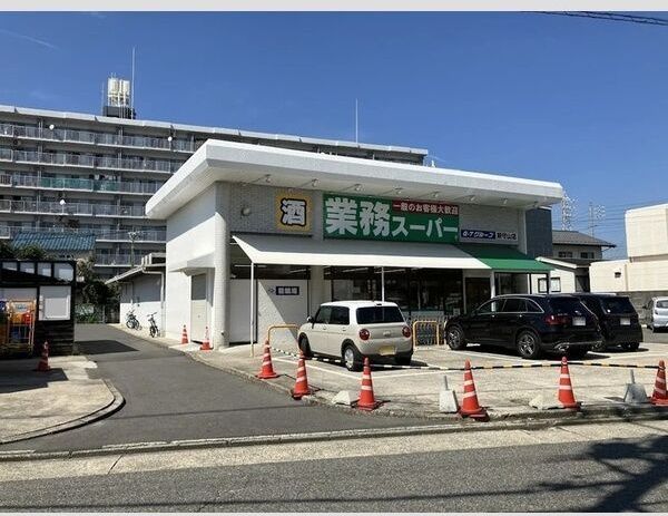 近くに施設あり