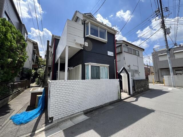 ポルシェ赤塚新町の外観画像