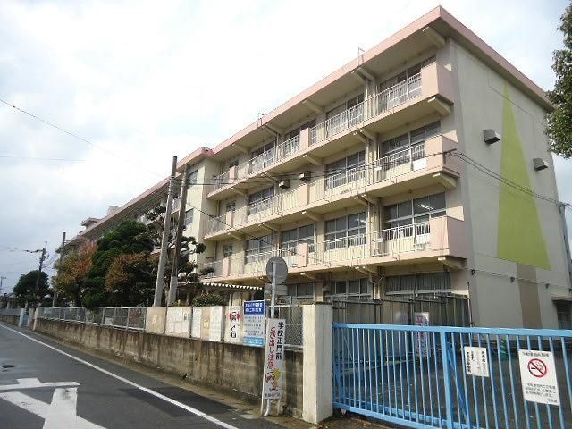 本城小学校(1600m)