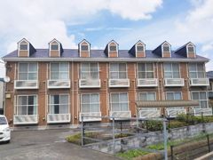 レオパレスヴェルジェの外観画像