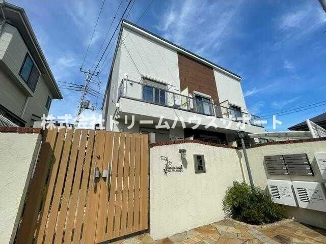 ベイサイドヴィラA棟の外観画像