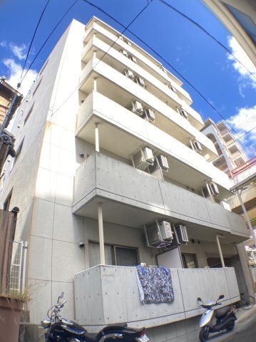 エストオージの外観画像