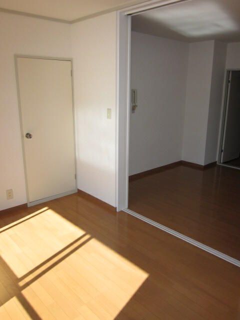 ベッドルーム