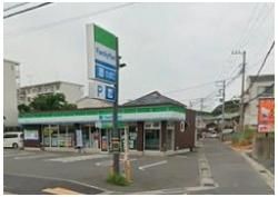 ファミリーマート横須賀長坂店まで660m