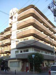 三福ロイヤルマンションの外観画像