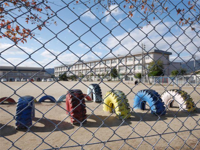 延永小学校(1100m)