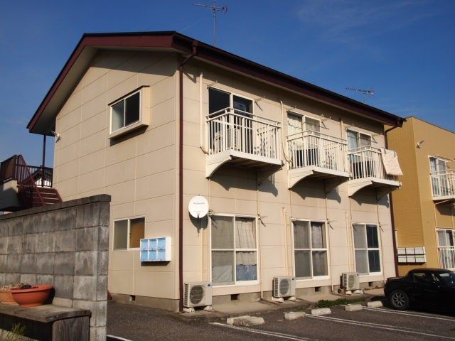 ハイツ小沢の外観画像