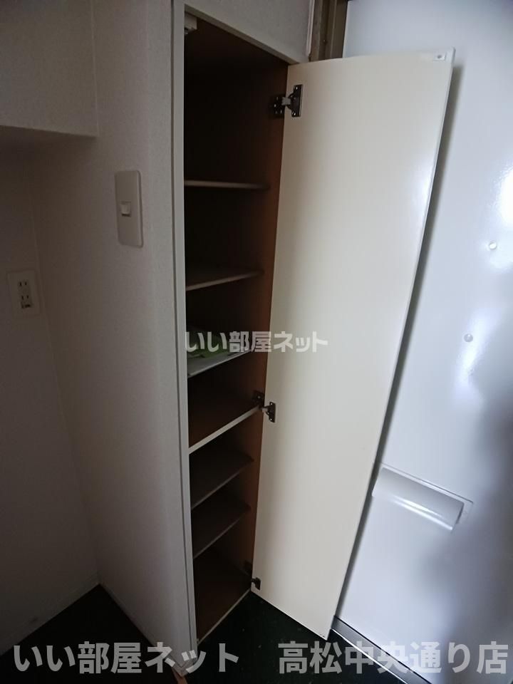 収納